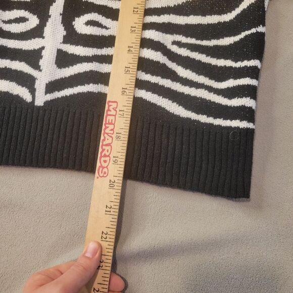 Zara Pizza Knit Sweater Black White Print Size Small - Picture 5 of 8